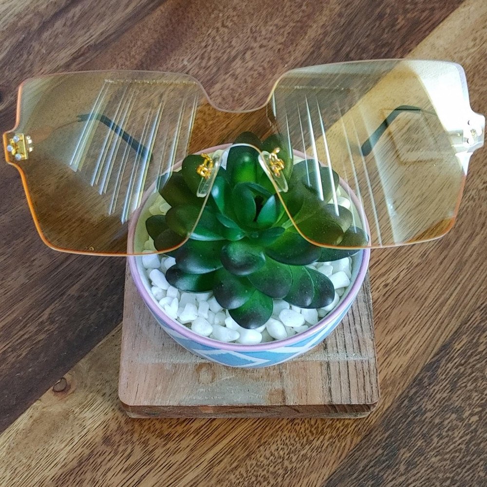 Frameless Fashion Sunglass
